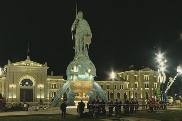 img01